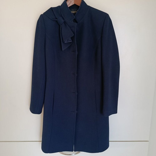 Coat dark blue with mao collar and bow, like new, size M
