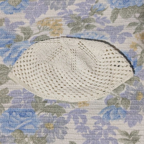 Arab hat new, knitted with beautiful patterns