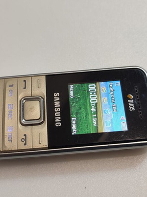 Samsung Gt-e1182 Duos μεταχειρισμένο με ράγισμα στο τζαμάκι