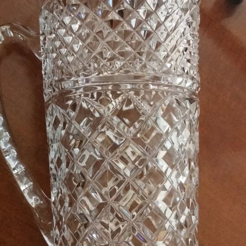 Crystal pitcher like new with diamond point pattern
