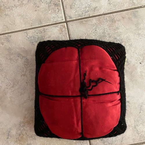 Decorative handmade pillows like new, pack of 3 with roses