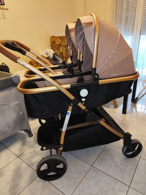 Chipollino Duo Smart twin stroller with car seats and accessories