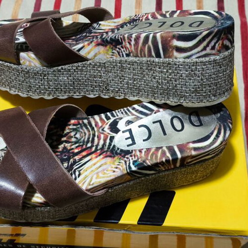 Dolce women's platform shoes used, brown, size 38