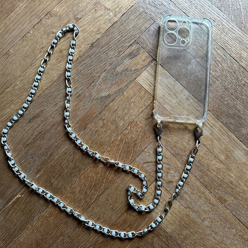 iPhone 14 Pro case used, Apple
