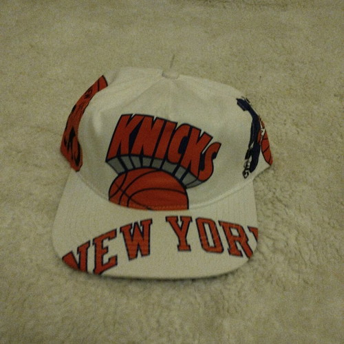 New York Knicks Cap white, new with tags