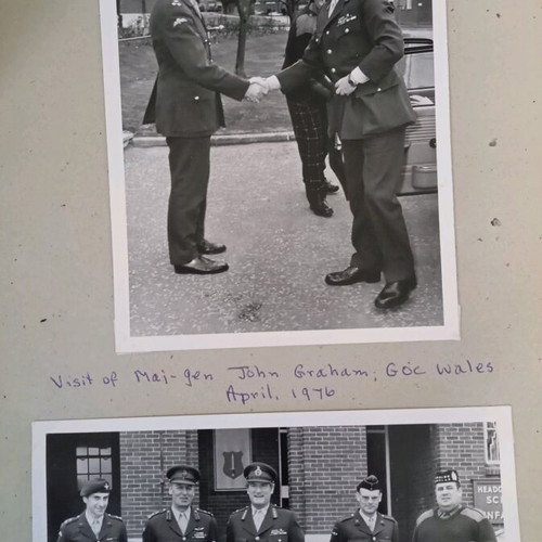 Photographic archive of Lieutenant General Sir Peter Downward like new