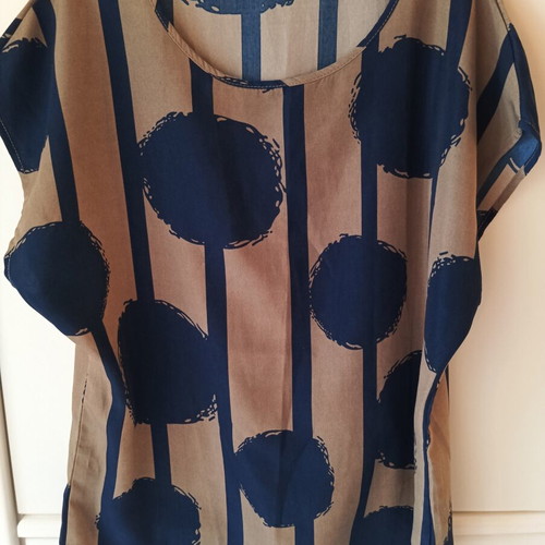 Women's summer t-shirt like new, size S