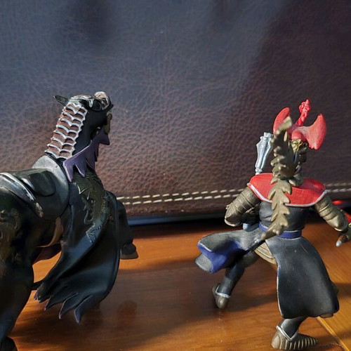 Figures horses and knights like new, decorative plastic