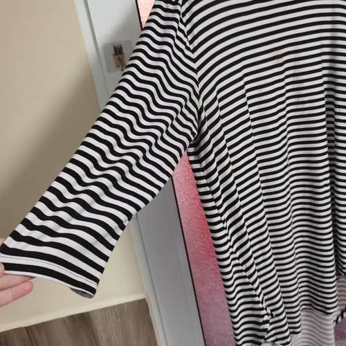 Summer blouse XXL striped black and white like new