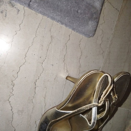 Haralas leather sandals like new, size 37.5, gold