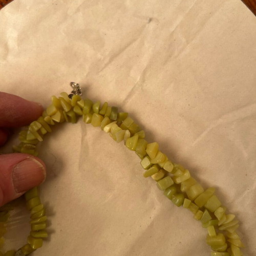 Necklace new, beautiful for the neck