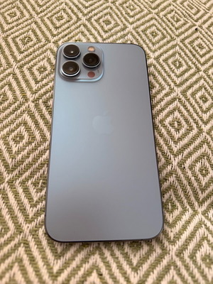 iPhone 13 Pro Max като нов, 128GB, Apple iOS