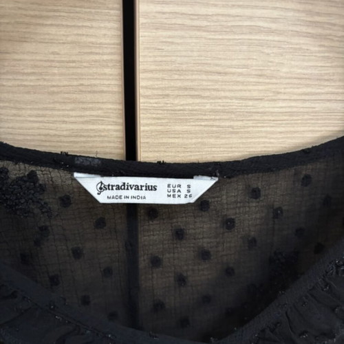 Lace Black Blouse Stradivarius like new, size M