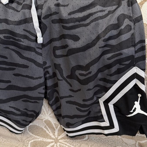 Jordan Bermuda shorts like new, size XL