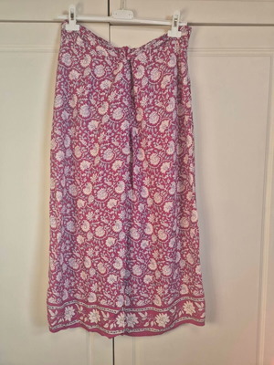Maxi skirt printed in burgundy, Pull and Bear, size XL, like new