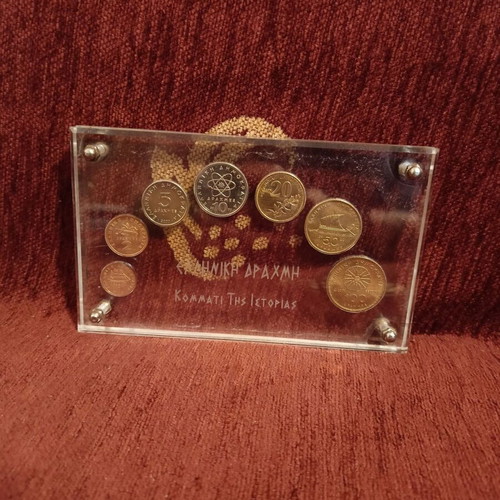 Collectible coin case used