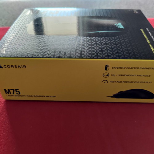 M75 Corsair Gaming wired mouse new with 26k DPI sensor