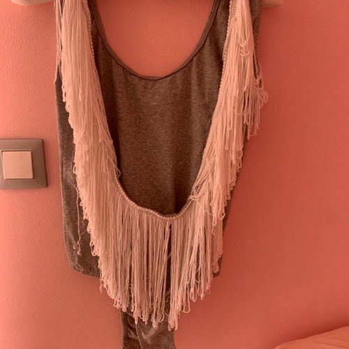 Bodysuit with fringes like new, size small, white and gray