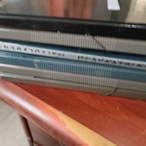 Σετ αρχειοθέτησης και αποθήκευσης σαν καινούργιο με ντοσιέ και κουτί