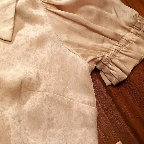 Satin wrap shirt medium champagne color with print