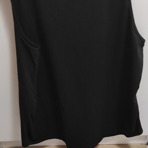 Sleeveless top black used, size XXL