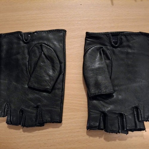 Denny Rose leather gloves women new, black