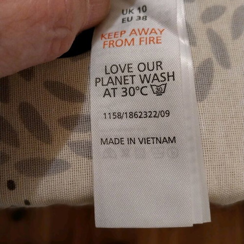 Short skirt used in very good condition