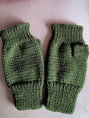 Unisex fingerless gloves new, merino wool, green