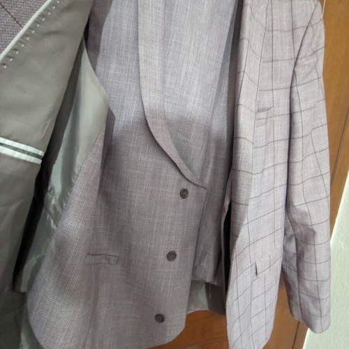 Assist men's suit 3 in 1 size 56 mauve grey checked like new