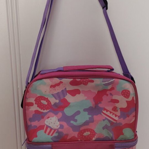 Insulated lunch bag unicorn like new, two compartments