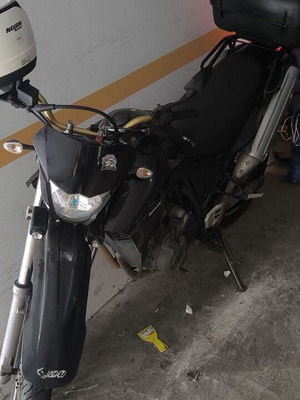 Yamaha XT660R motocross motorcycle used, black, manual transmission