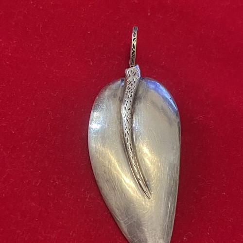 LALAOUNIS 925 silver pendant leaf design