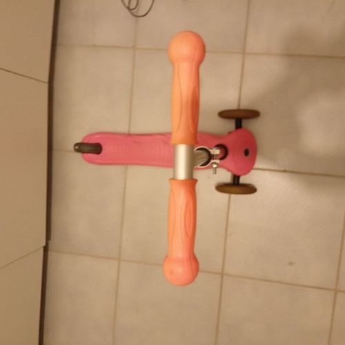 Globber scooter for ages 3-6, used, adjustable handlebar