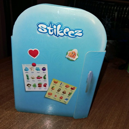Stikeez Fridge collectible toy used from Lidl Fresh Friends collection
