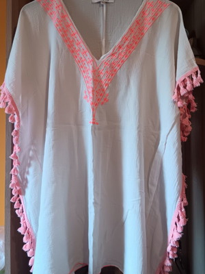 Caftan Jubylee large white and pink like new