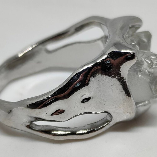 Ring with Raw Quartz Crystal Size 10 Like New, Silver Color