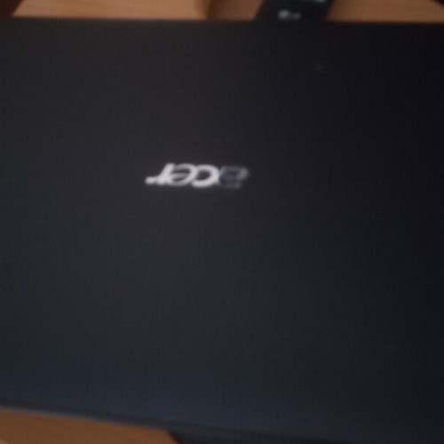Acer laptop used, no battery, charger works, speaker issues, SSD