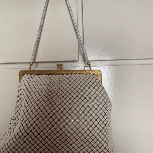 Vintage evening bag white, like new, Australian origin with stones