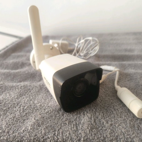 Hikvision WiFi 2 Mpx Security Bullet Camera HWI-B120-D/W Used