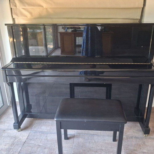 Schaefer 116WH Black upright acoustic piano with bench