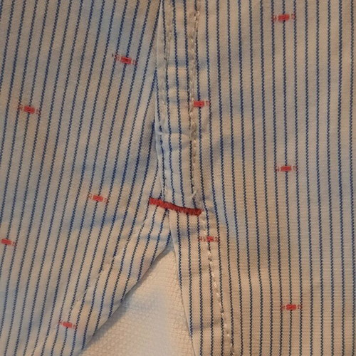 Tommy Hilfiger women's shirt striped with fuchsia spot, size 6, like new