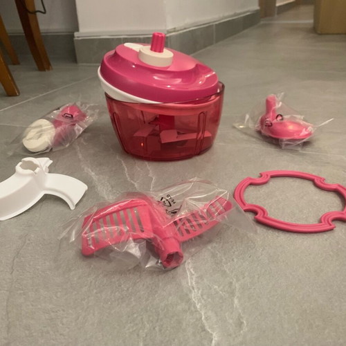 Tupperware Hand Mixer like new