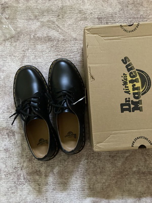 Dr Martens 1461 dress shoes size 43 black with yellow stitching