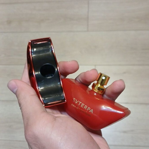 Women’s sexy perfume like new, authentic
