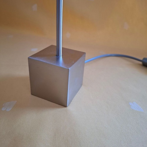 Table lamp like new with gradient glass lighting