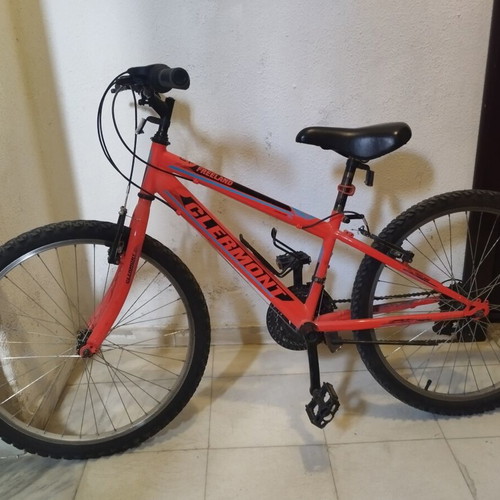Clermont 24 Inch Bicycle like new, red, with suspension and gears