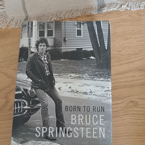 Bruce Springsteen Born to Run biography like new