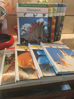 Детска енциклопедия като нова, комплект от 10 книги