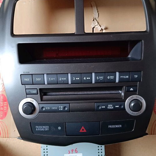 Genuine Mitsubishi ASX 2008–2014 factory dashboard with radio CD new