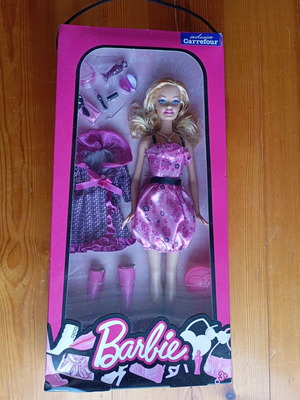 Barbie Carrefour exclusive new in box